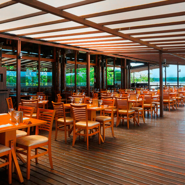 Restaurante Porto Canoas